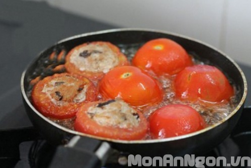 Cách làm món cà chua nhồi thịt chiên 6